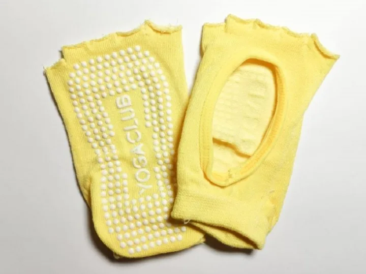 Антискользящие жёлтые носки для йоги